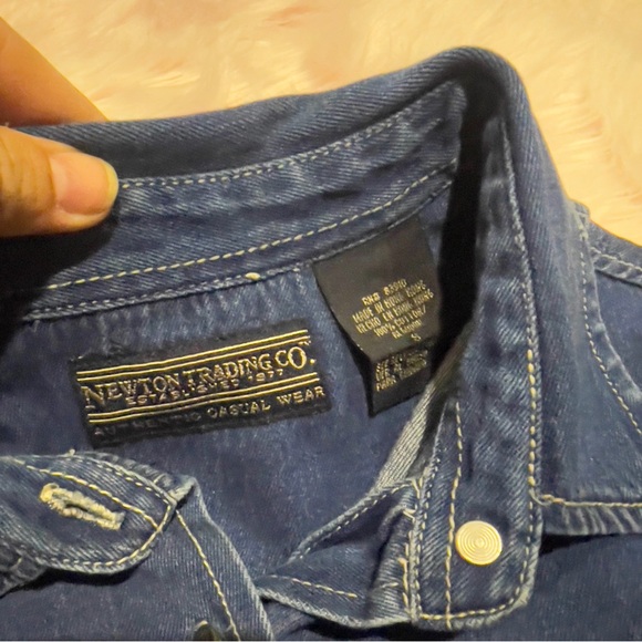 VTG Newton Trading Co. Denim Button Down Long-sleeve Shirt - Picture 3 of 7